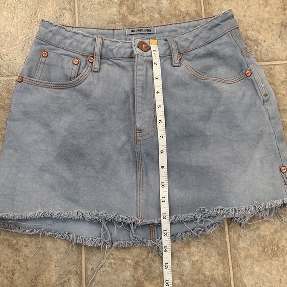 one teaspoon women’s high waist super fitted jean mini skirt raw hem size 26 - Picture 11 of 12